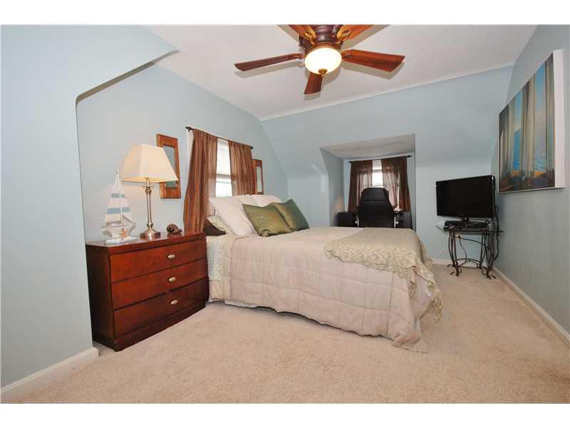 406 Nicholson Road Sewickley, PA 15143 - Photo 9 of 25 Bedroom.