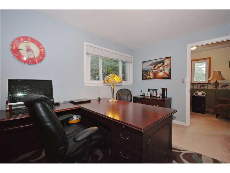 406 Nicholson Road Sewickley, PA 15143 - Photo 10 of 25 Studio/Study/Office.
