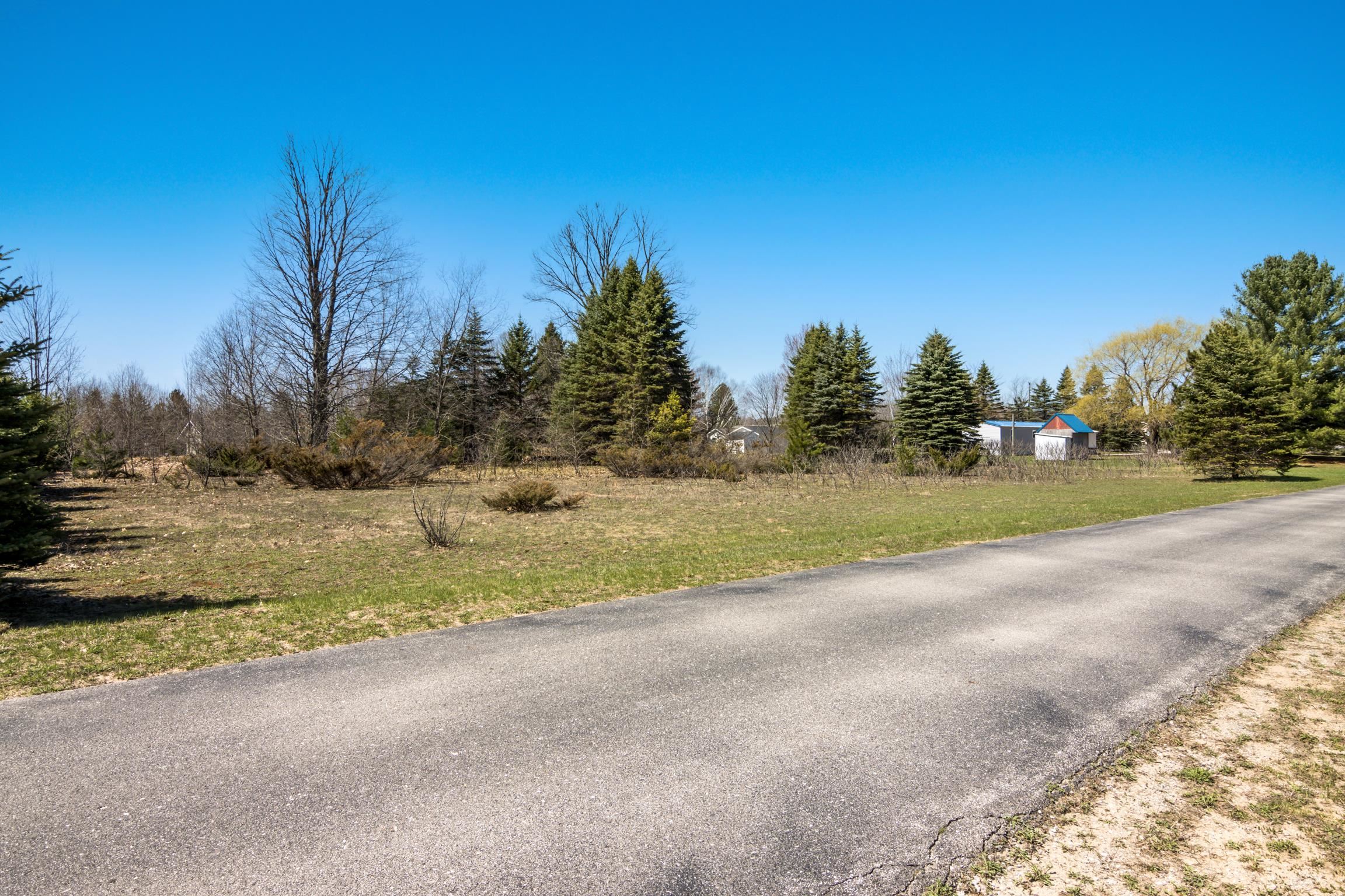 10781 Riley Road Interlochen, MI 49643 - Photo 4 of 27