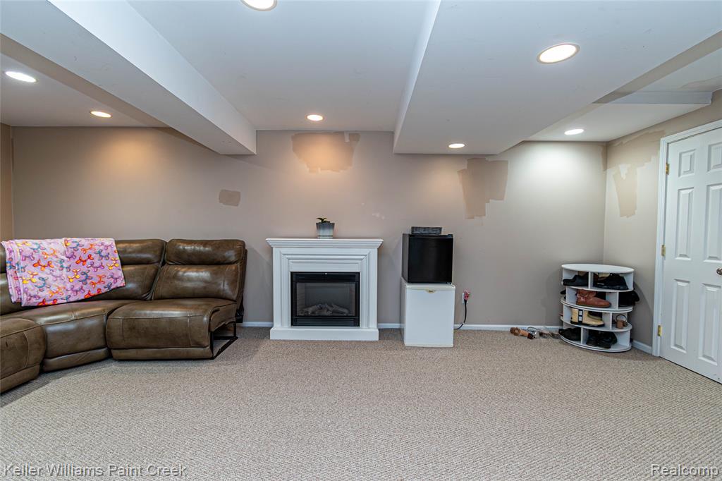 41544 Mitchell Road Novi, MI 48377 - Photo 39 of 43