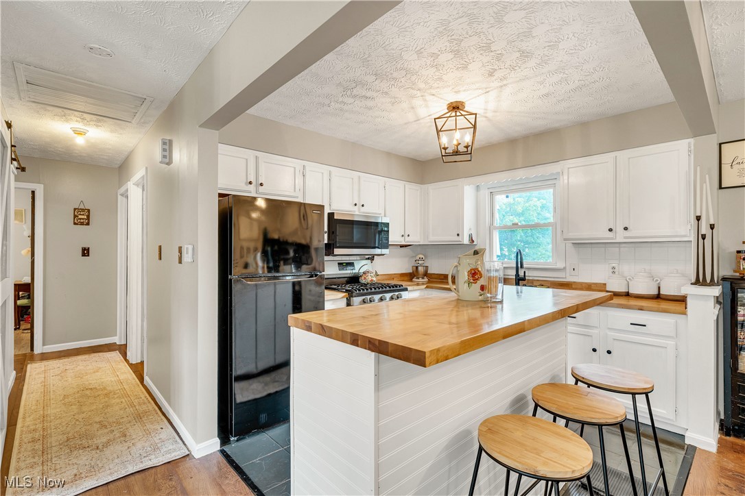 4815 New Road Youngstown, OH 44515 - Photo 11 of 41 Gallery Image 11