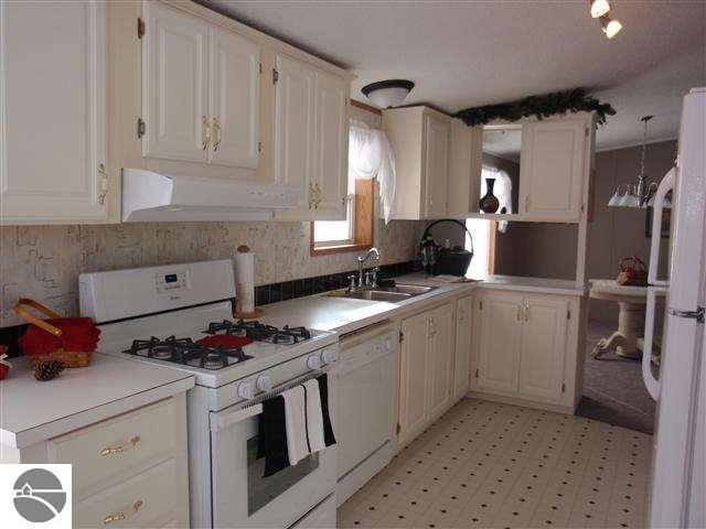 17847 St Pierre Road Arcadia, MI 49613 - Photo 31 of 72 1741920-32.JPG