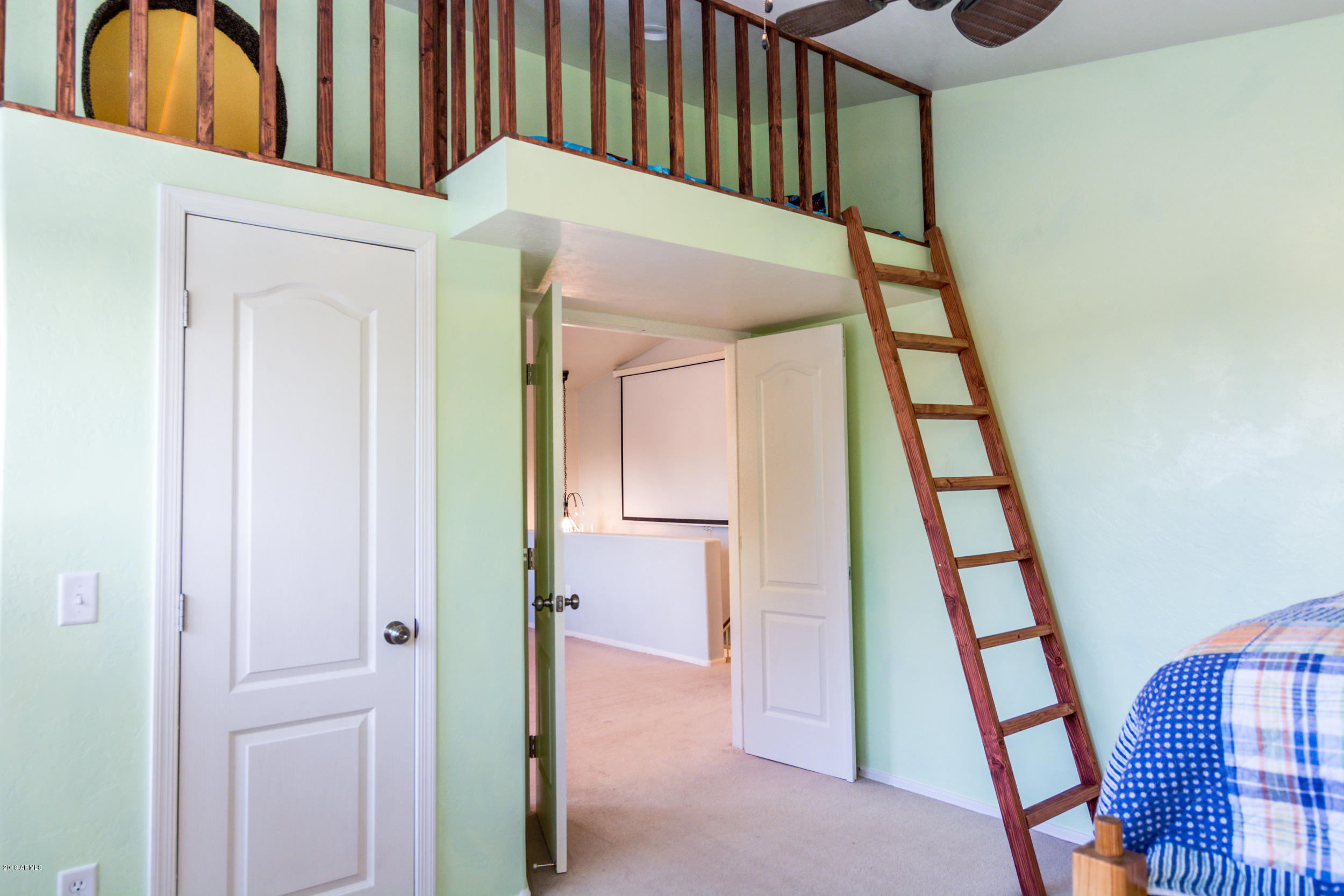 2644 East Del Rio Street Gilbert, AZ 85295 - Photo 25 of 42 a view of an entryway with seating space