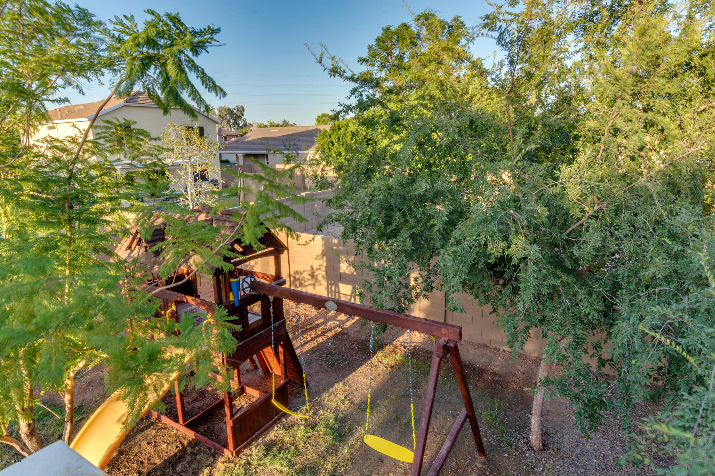 2644 East Del Rio Street Gilbert, AZ 85295 - Photo 35 of 42 a view of an outdoor space