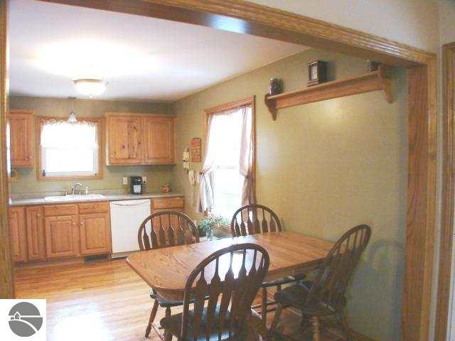 3093 East Tyler Road Ithaca, MI 48847 - Photo 24 of 29 1742919-23.JPG