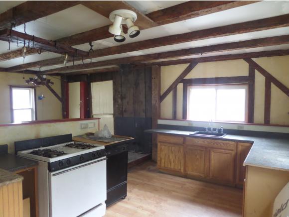 1070 Easton Valley Road Easton, NH 03580 - Photo 4 of 10 Gallery Image 4