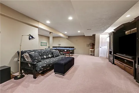 $725,000 | 5412 West 132nd Terrace, Overland Park, KS 66209