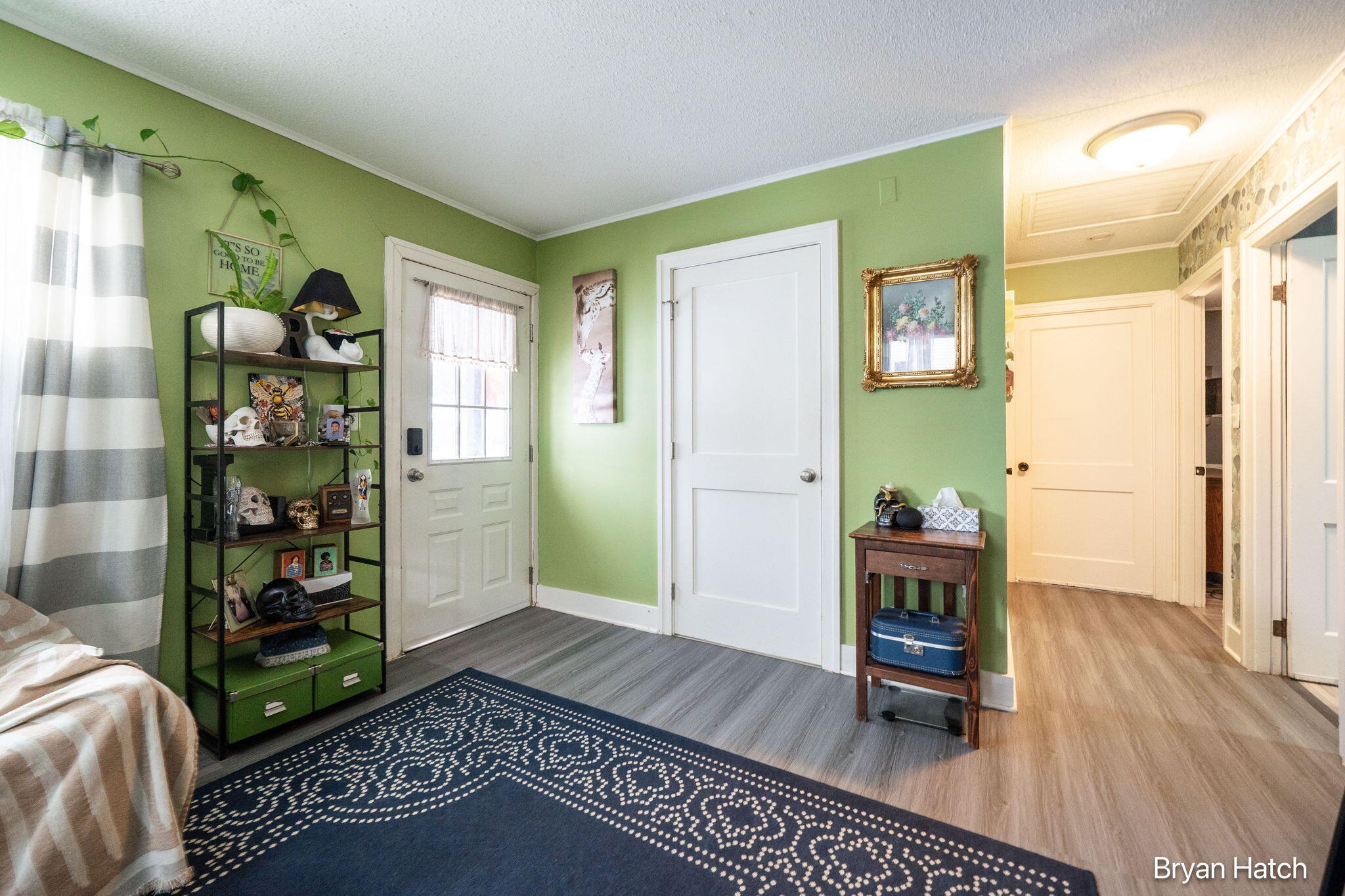 838 33rd Street Southwest Wyoming, MI 49509 - Photo 3 of 25 3-web-or-mls-838 33rd St SW, Wyoming, MI