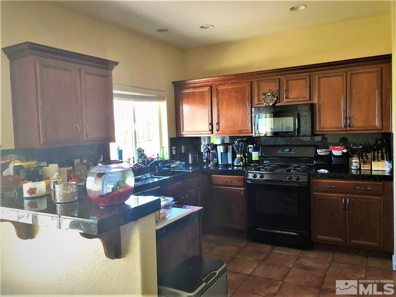 1498 Orca Way Reno, NV 89506 - Photo 8 of 21 Photo 8