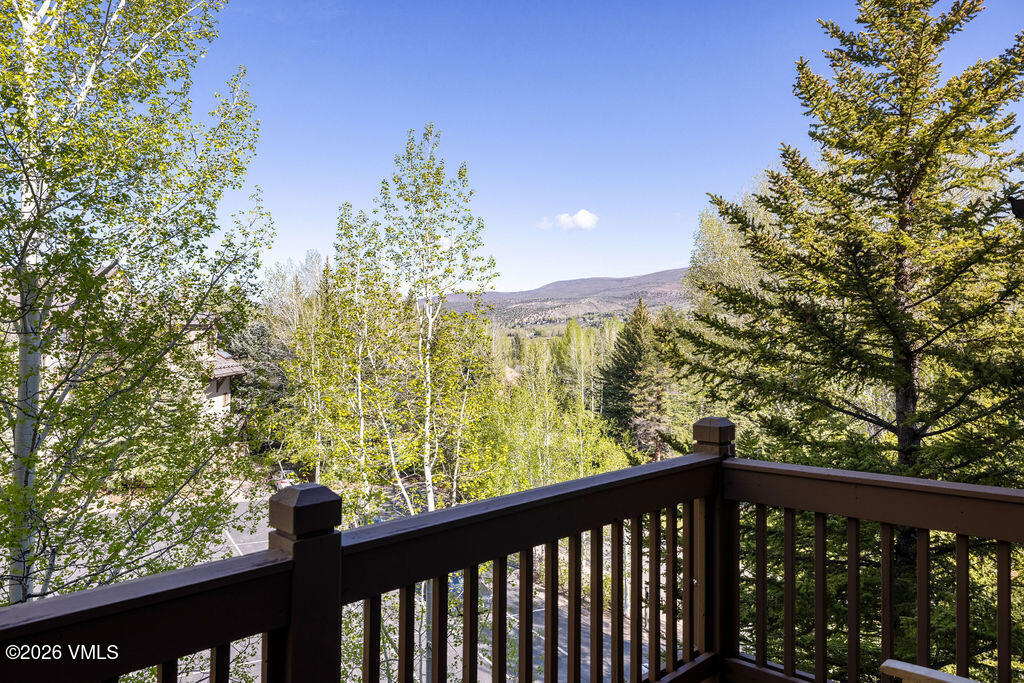 673 Sawatch Drive, Unit E8 Edwards, CO 81632 - Photo 13 of 15 2605_village_th_e8_exterior_deck_b