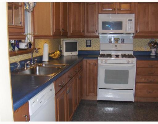 1526 Butler Road Springdale, PA 15144 - Photo 15 of 18 Kitchen.