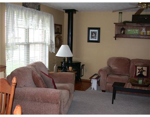 4049 Harris Lane Springfield, OH 45503 - Photo 13 of 18