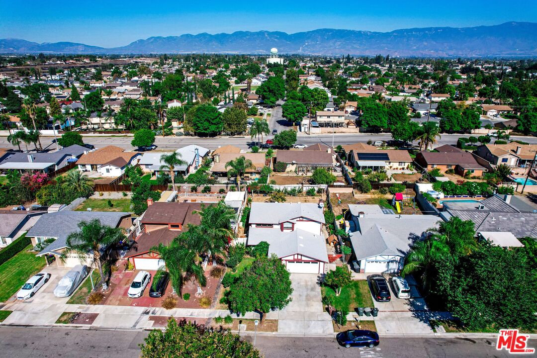 981 West Long Beach Drive Colton, CA 92324 - Photo 33 of 33 an aerial view of a city