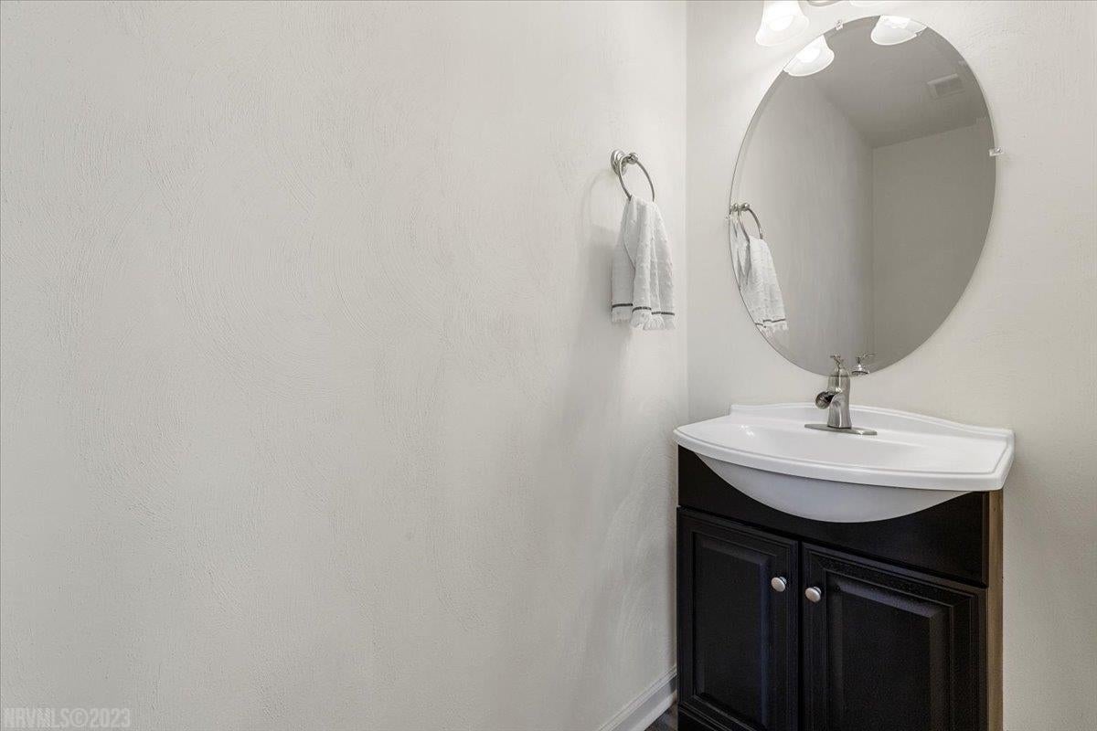 133 Prairie View Lane Pembroke, VA 24136 - Photo 14 of 54 Gallery Image 14