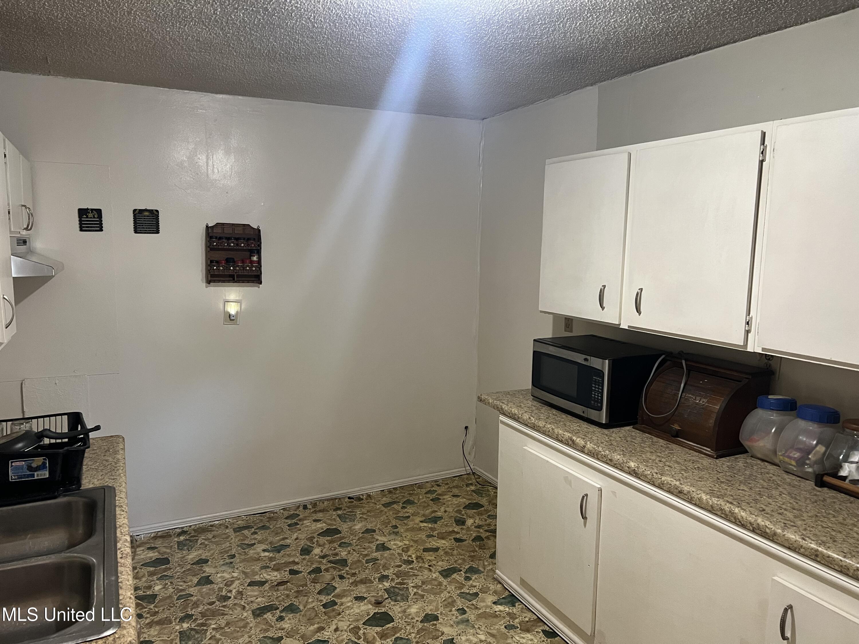 45 Springhill Church Road Shubuta, MS 39360 - Photo 8 of 25 Photo Dec 15 2025, 2 36 15 PM