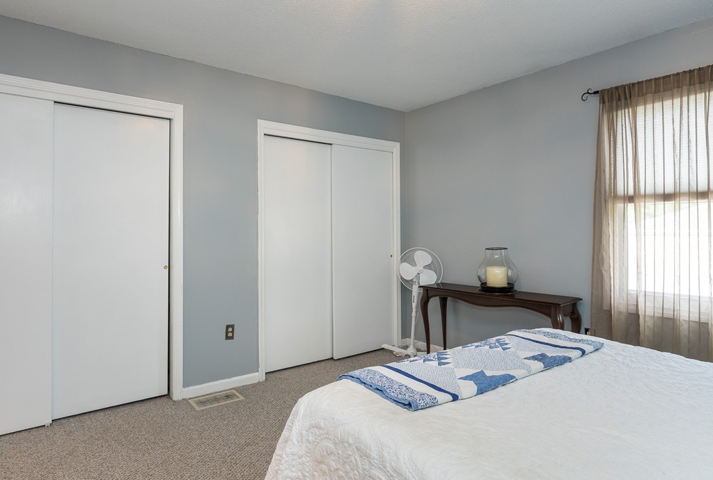 41 Jamestown Drive, Unit 41 Springfield, MA 01108 - Photo 17 of 21