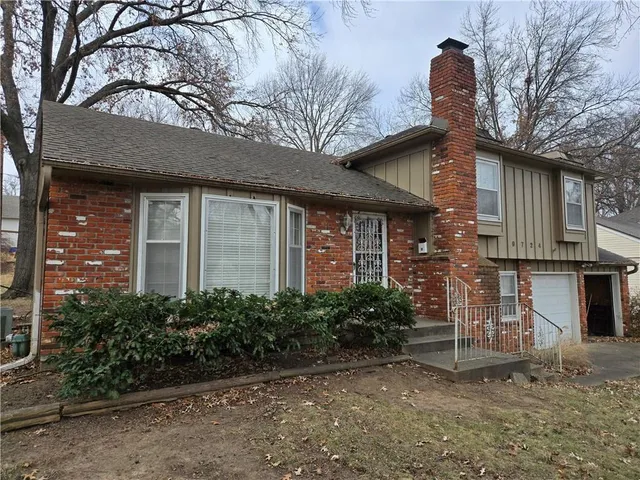 $299,900 | 9724 Slater Lane, Overland Park, KS 66212