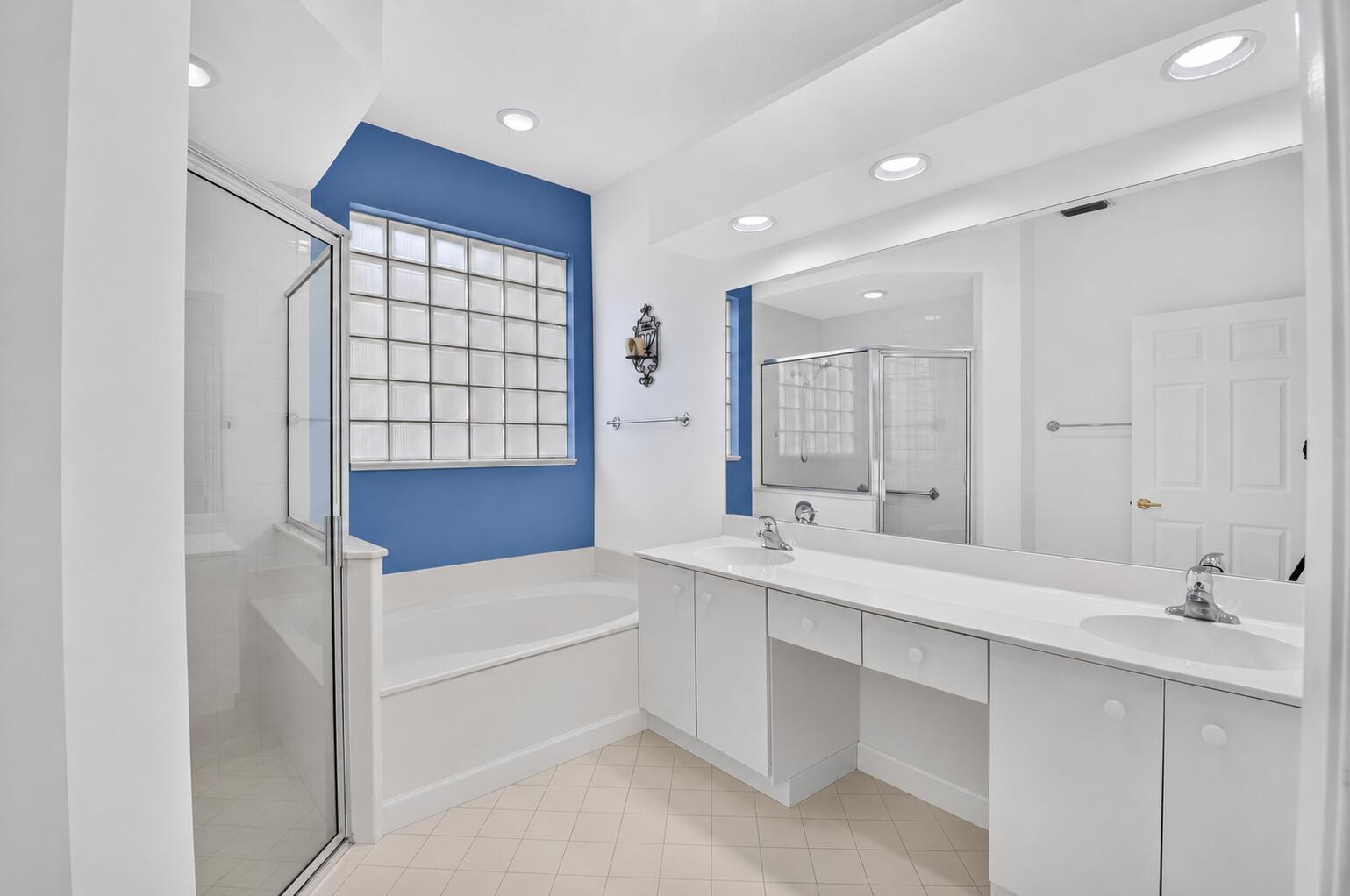 23256 Alora Drive Boca Raton, FL 33433 - Photo 21 of 33 Primary Bathroom