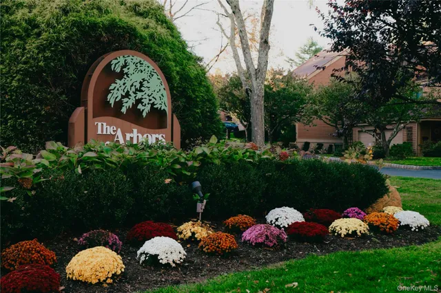 $4,650 | 10 Bayberry Lane, Rye Brook, NY 10573