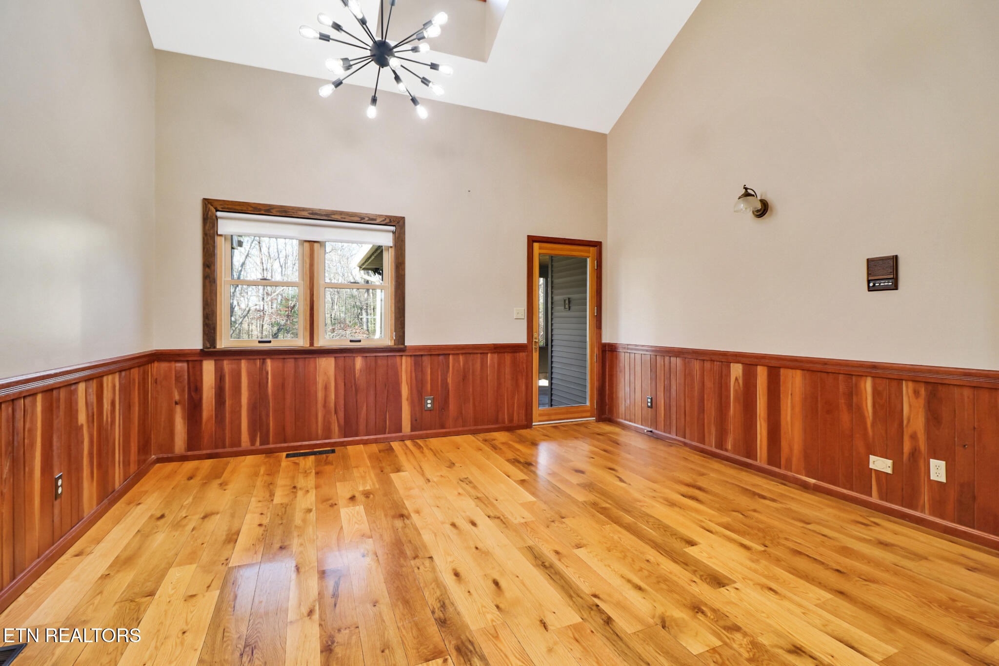 815 York Road Crossville, TN 38555 - Photo 16 of 60