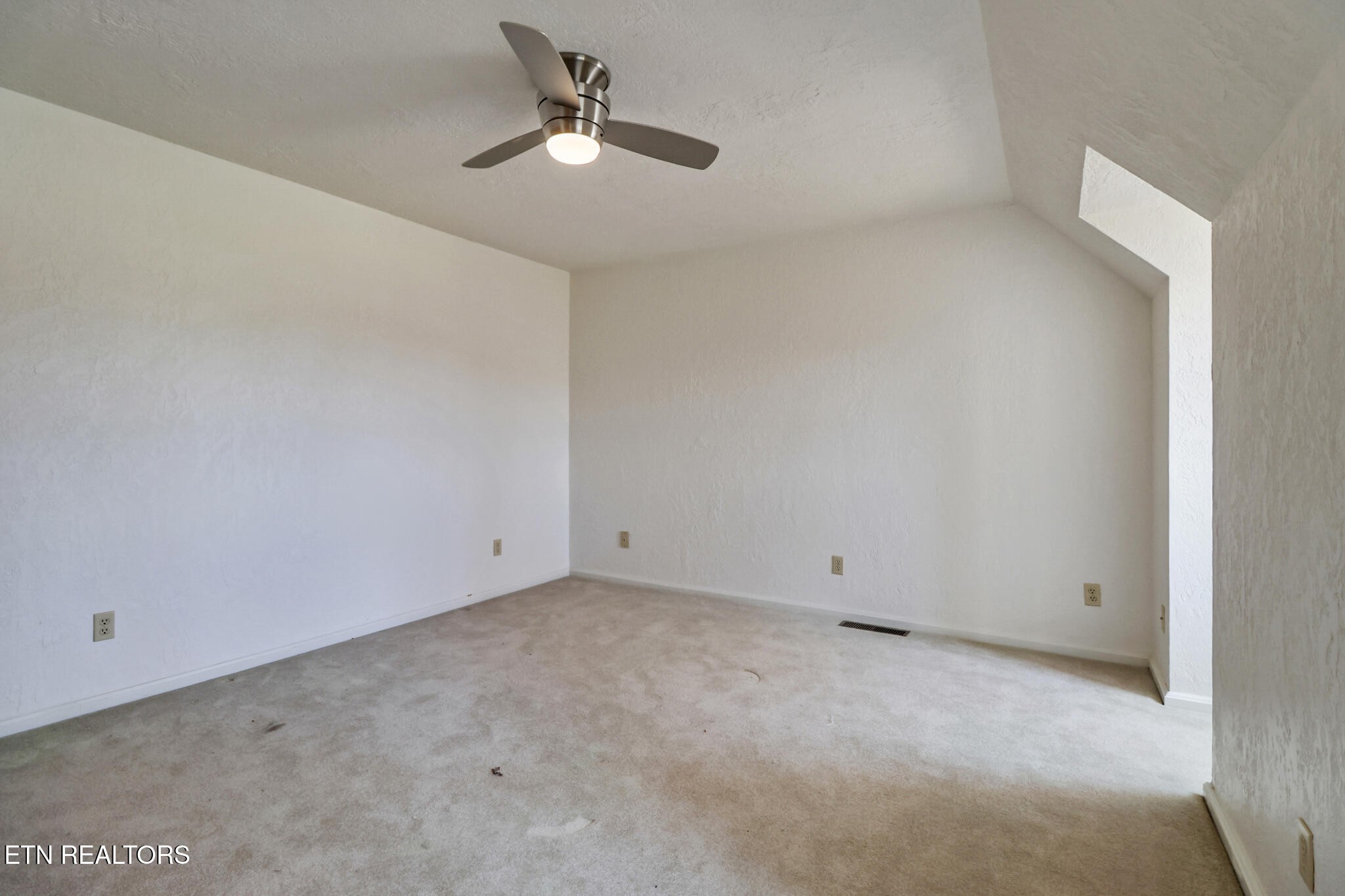 815 York Road Crossville, TN 38555 - Photo 27 of 60