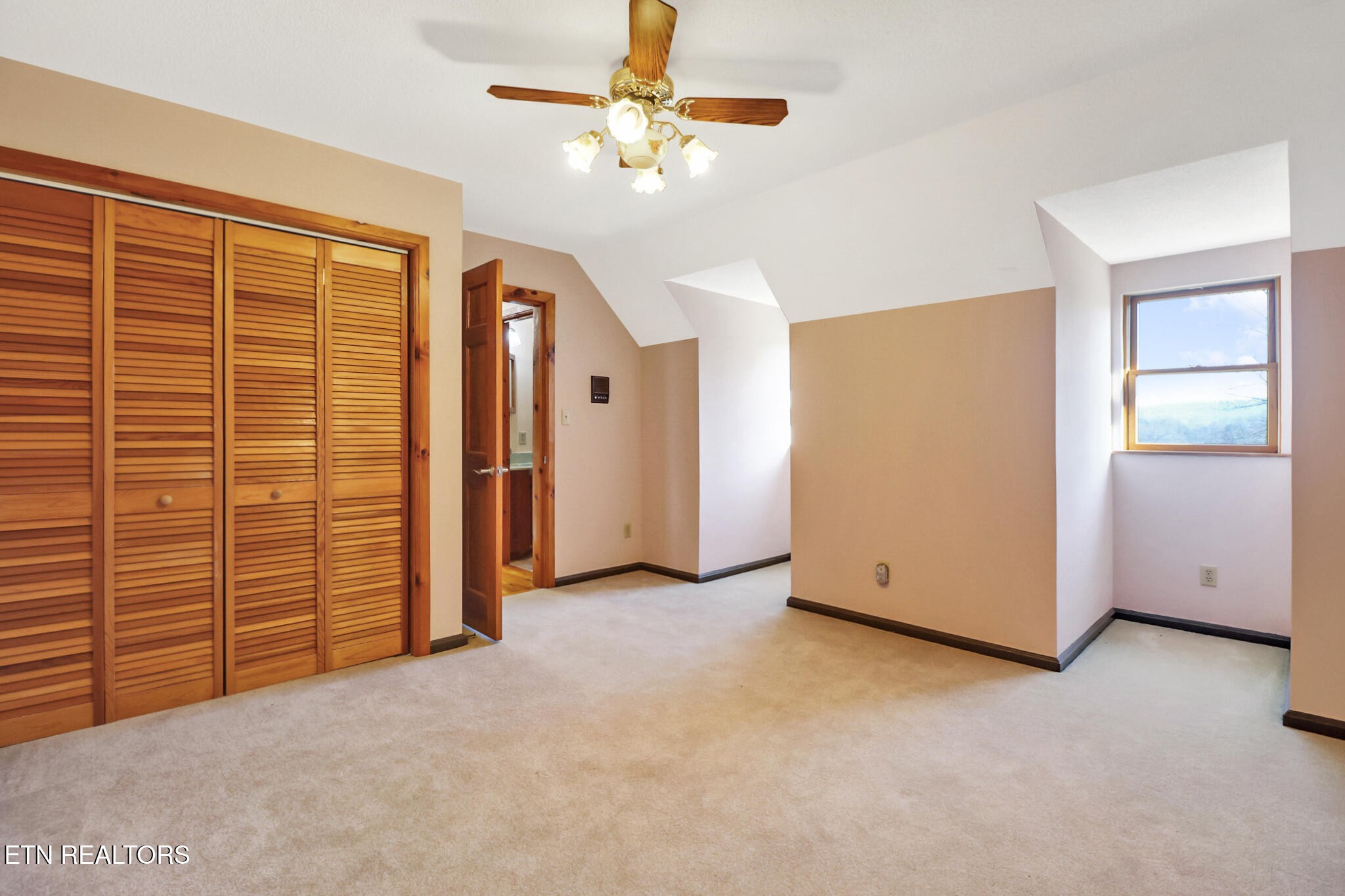 815 York Road Crossville, TN 38555 - Photo 31 of 60