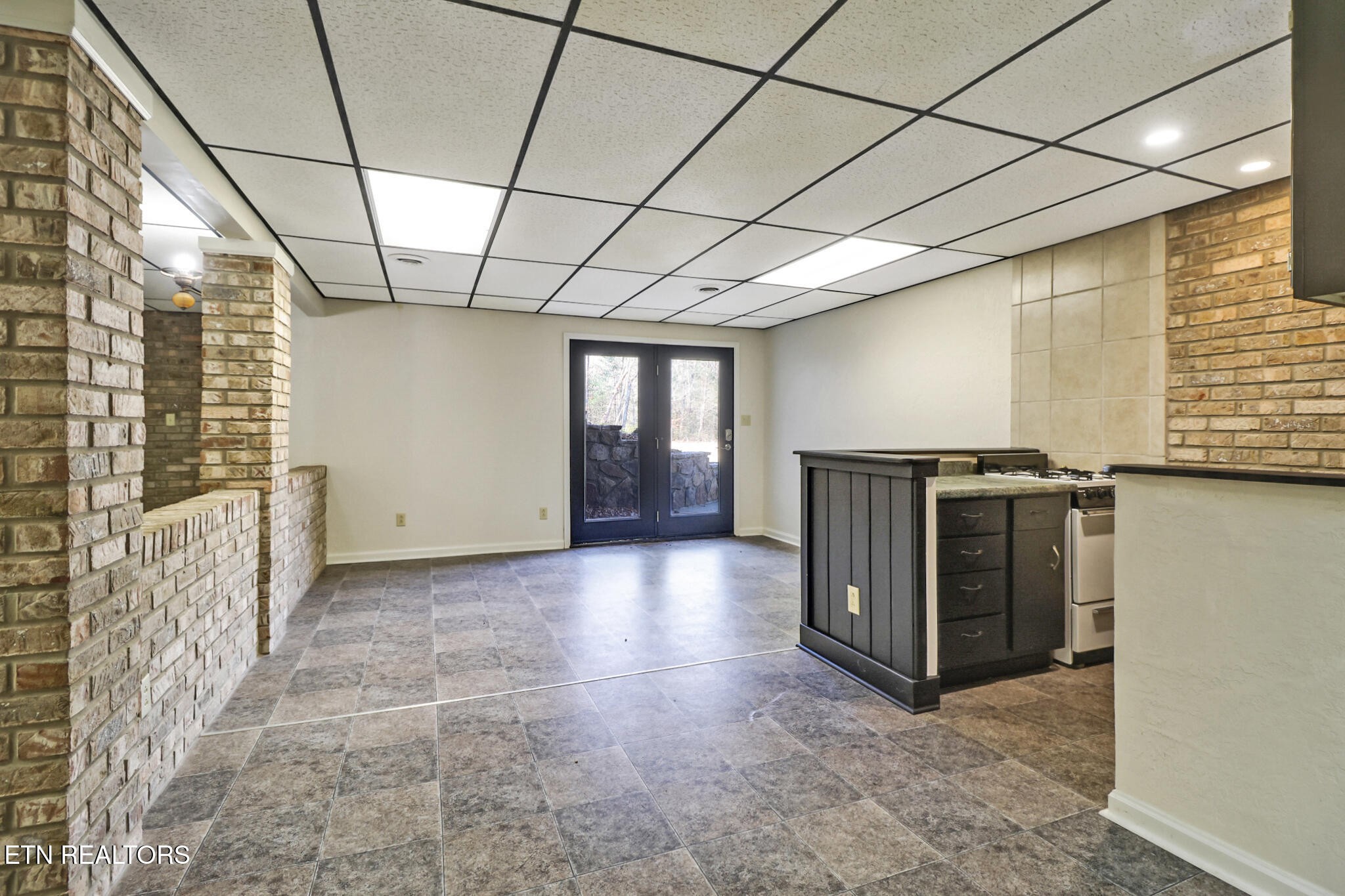 815 York Road Crossville, TN 38555 - Photo 37 of 60