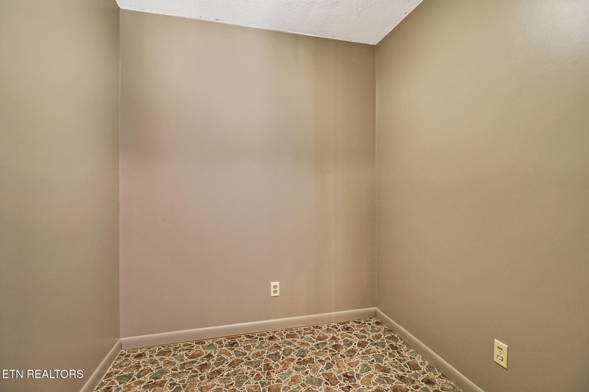 815 York Road Crossville, TN 38555 - Photo 40 of 60