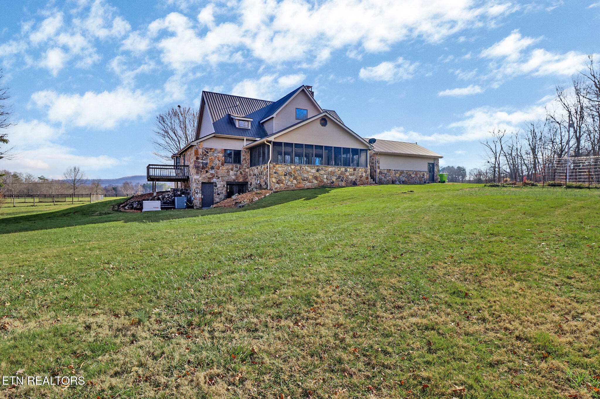 815 York Road Crossville, TN 38555 - Photo 6 of 60