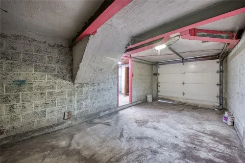 a view of a garage