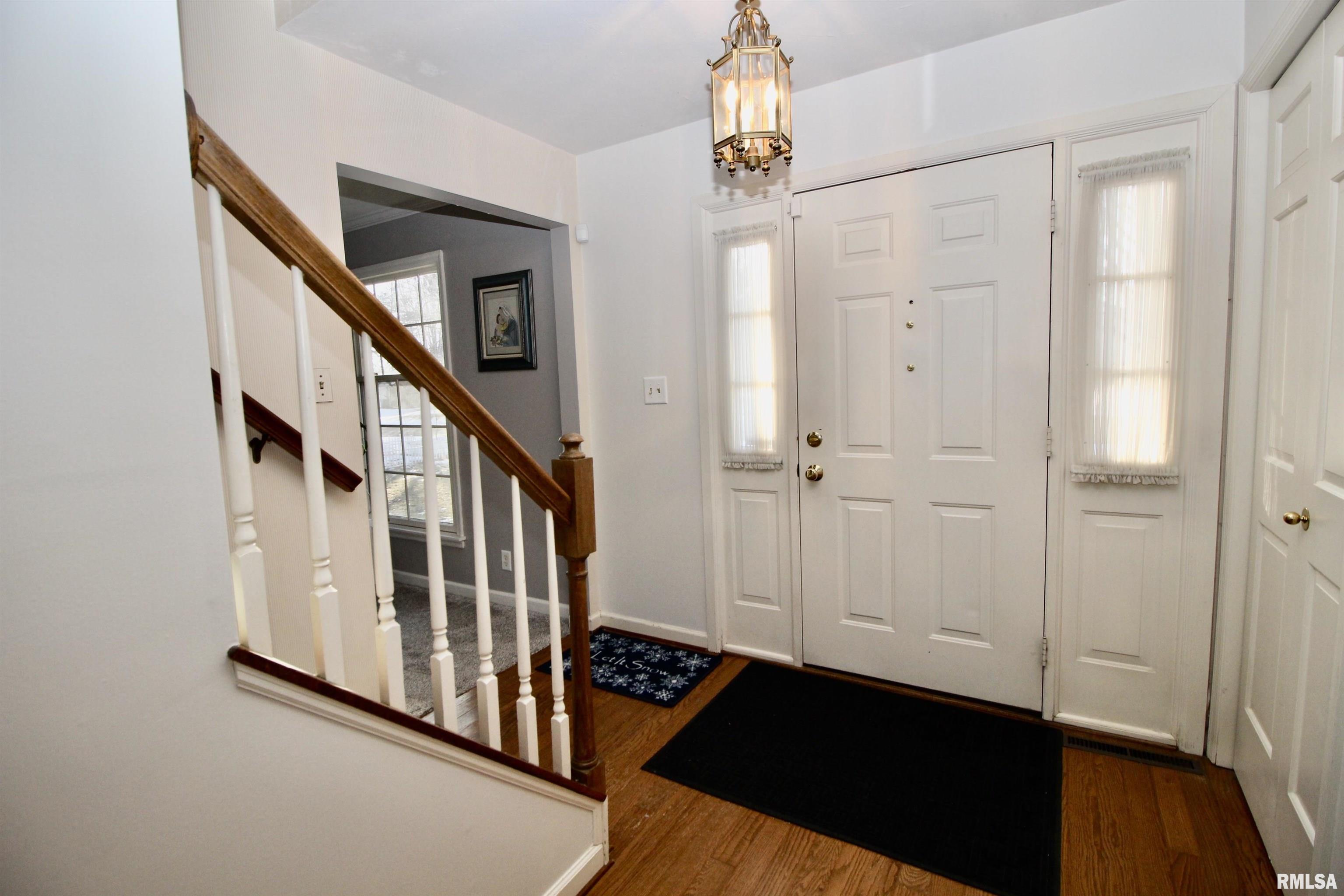 44 Olympia Fields Drive Pekin, IL 61554 - Photo 2 of 29