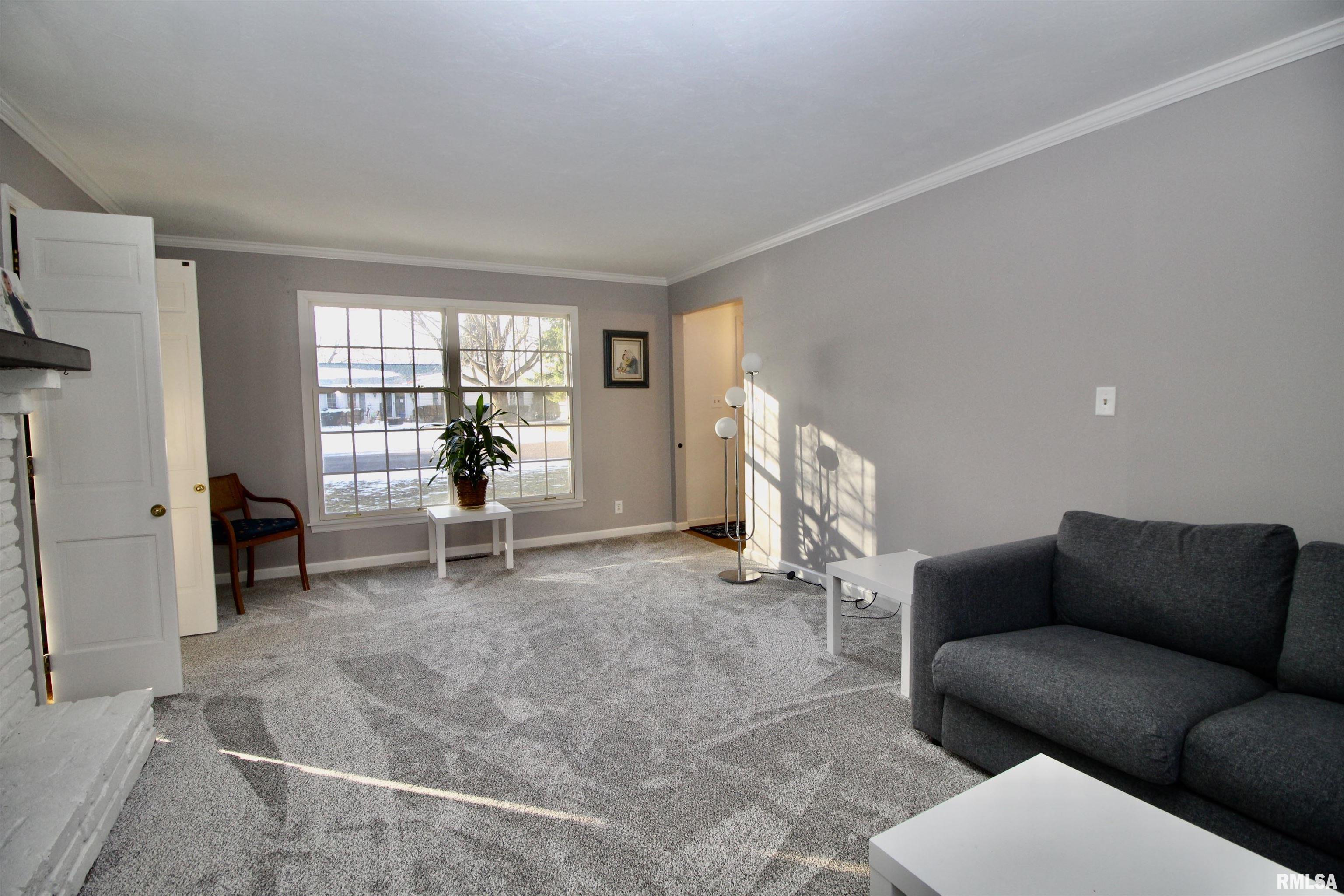 44 Olympia Fields Drive Pekin, IL 61554 - Photo 5 of 29