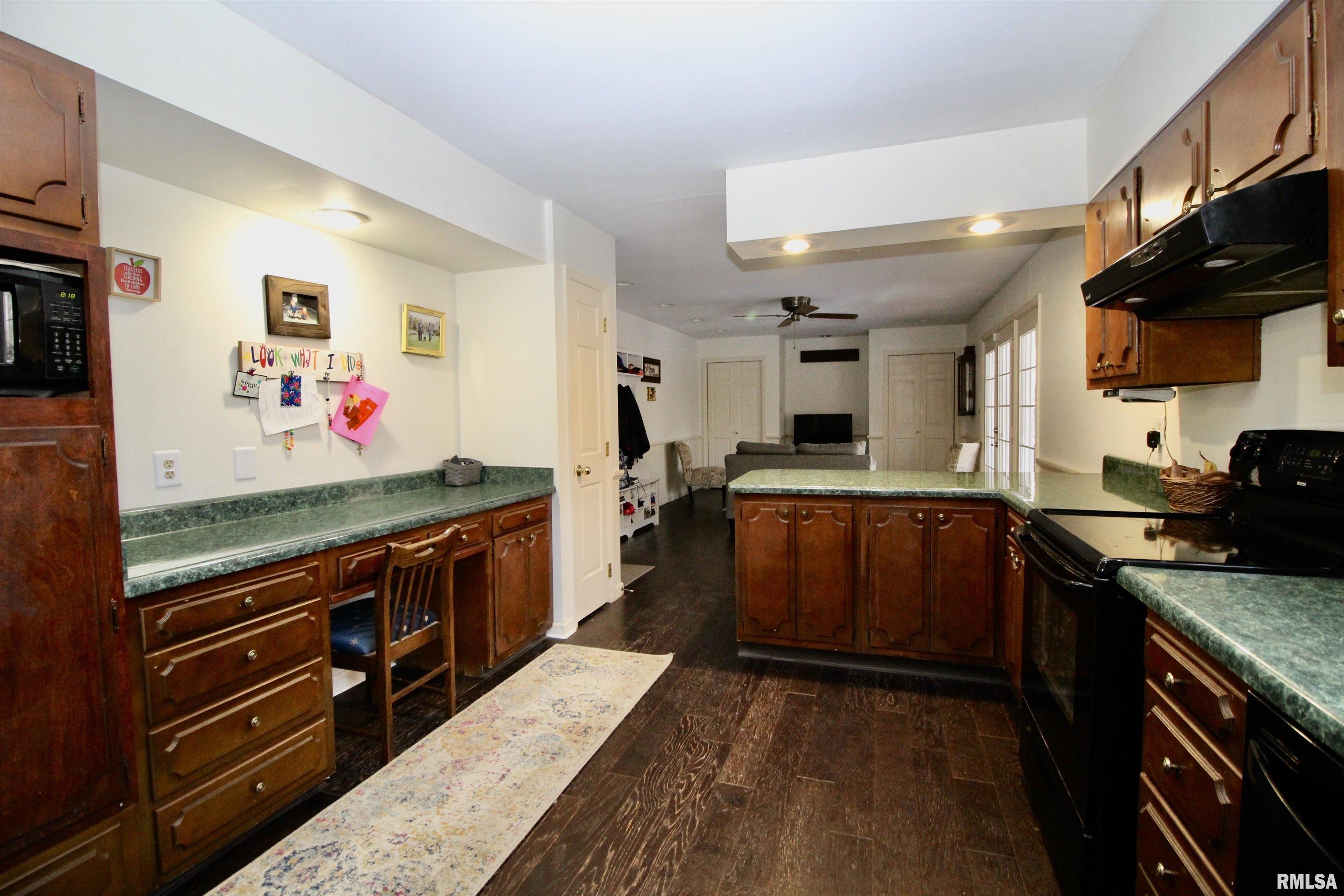 44 Olympia Fields Drive Pekin, IL 61554 - Photo 9 of 29