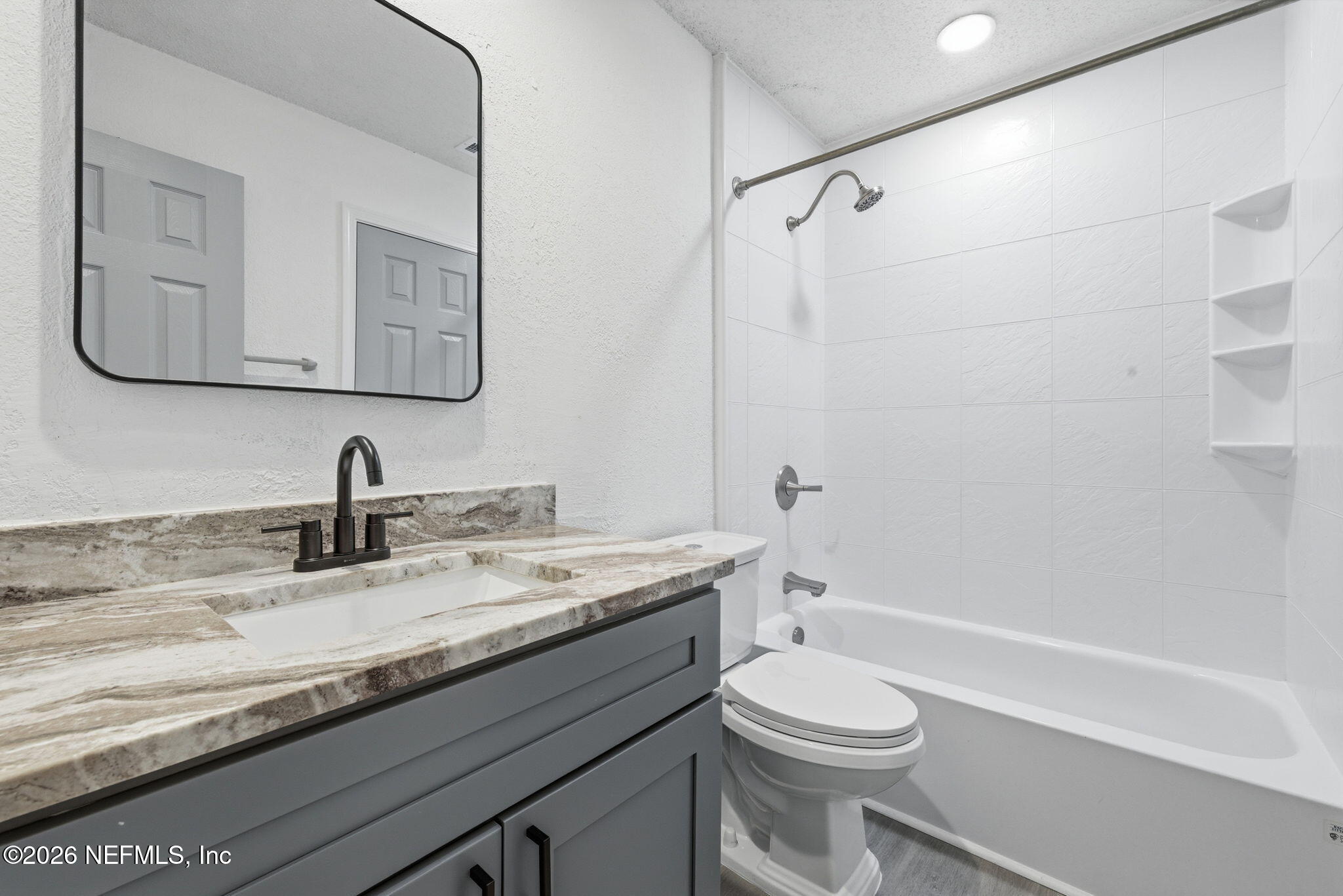 3517 Peeler Road, Unit 17 Jacksonville, FL 32277 - Photo 18 of 32 Full Bathroom