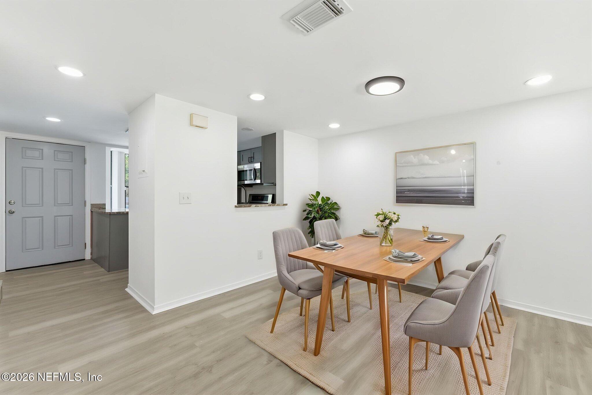 3517 Peeler Road, Unit 17 Jacksonville, FL 32277 - Photo 9 of 32 Virtually Staged Dining Room