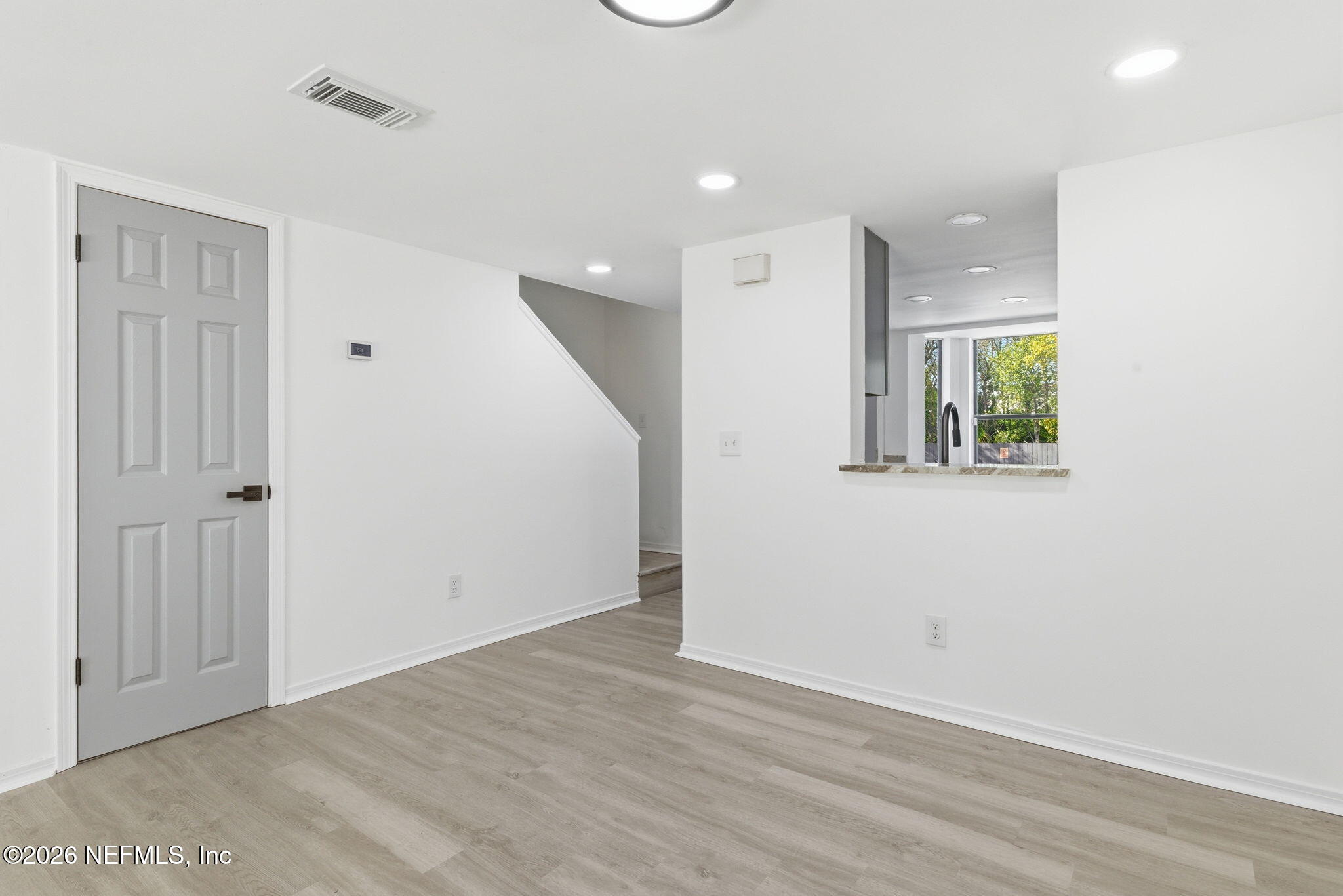 3517 Peeler Road, Unit 17 Jacksonville, FL 32277 - Photo 10 of 32 Dining Room