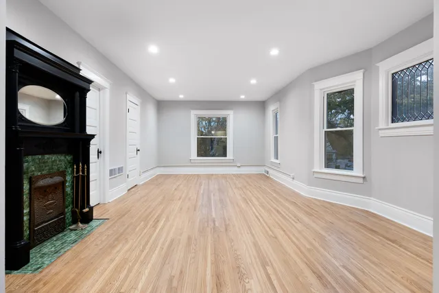 $527,000 | 416 Buell Avenue, Joliet, IL 60435