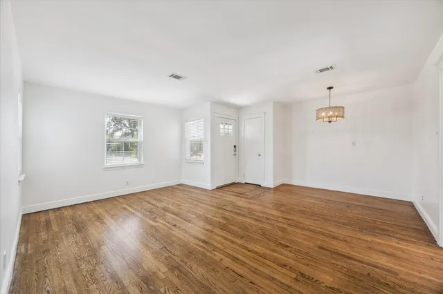 $1,695 | 6906 Raton Street, Houston, TX 77055