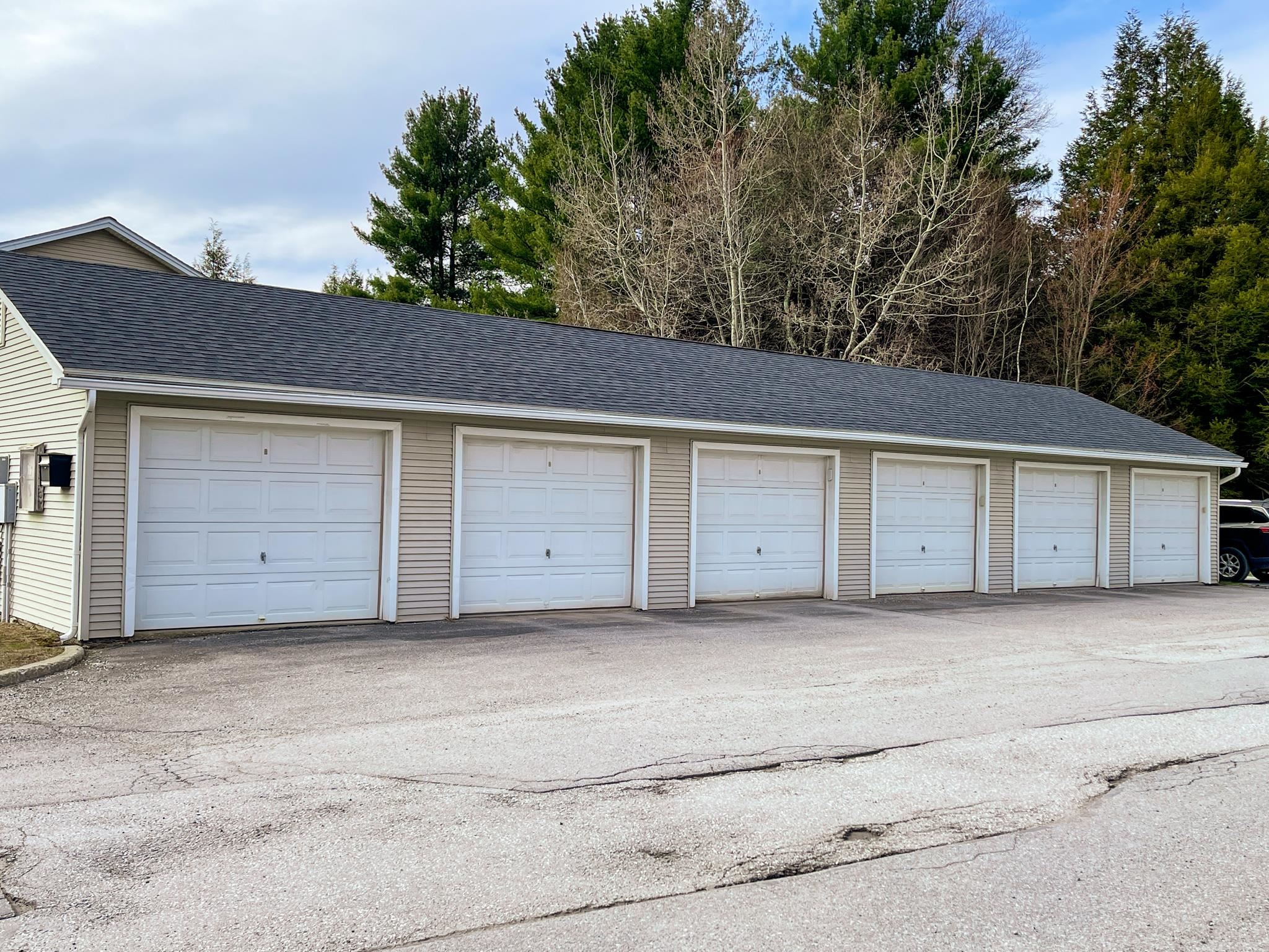 42 Colonial Road, Unit 106 Fairfax, VT 05454 - Photo 38 of 39