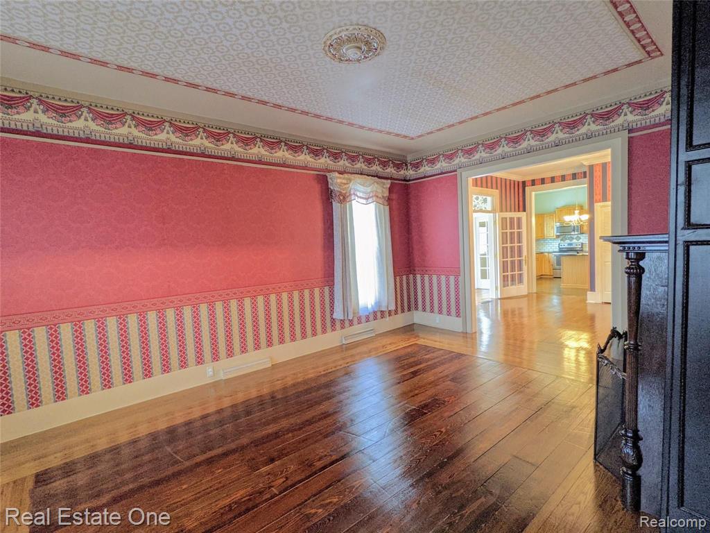 819 West Grand River Road Howell, MI 48843 - Photo 4 of 63