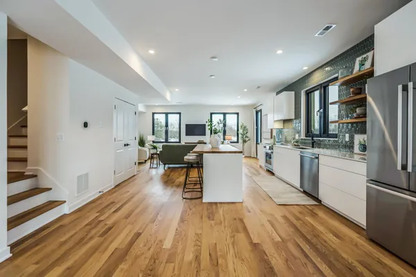$915,000 | 2292 Greenway Trail, Ann Arbor, MI 48104