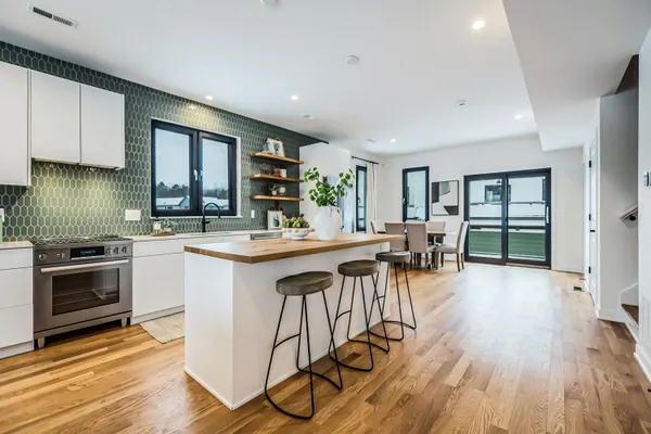 $915,000 | 2292 Greenway Trail, Ann Arbor, MI 48104