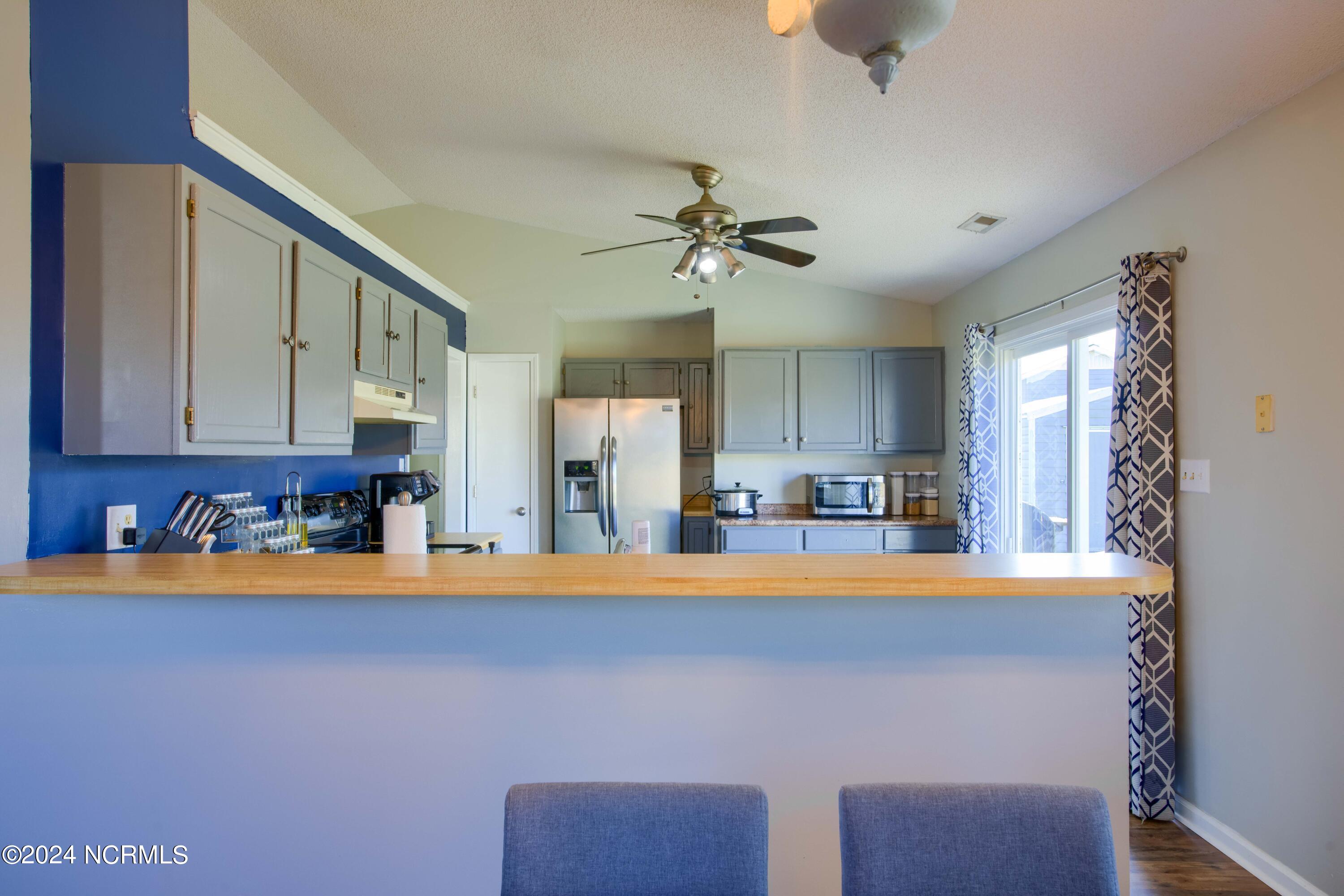320 Steller Road Jacksonville, NC 28540 - Photo 13 of 33 320 Steller - Interior_16