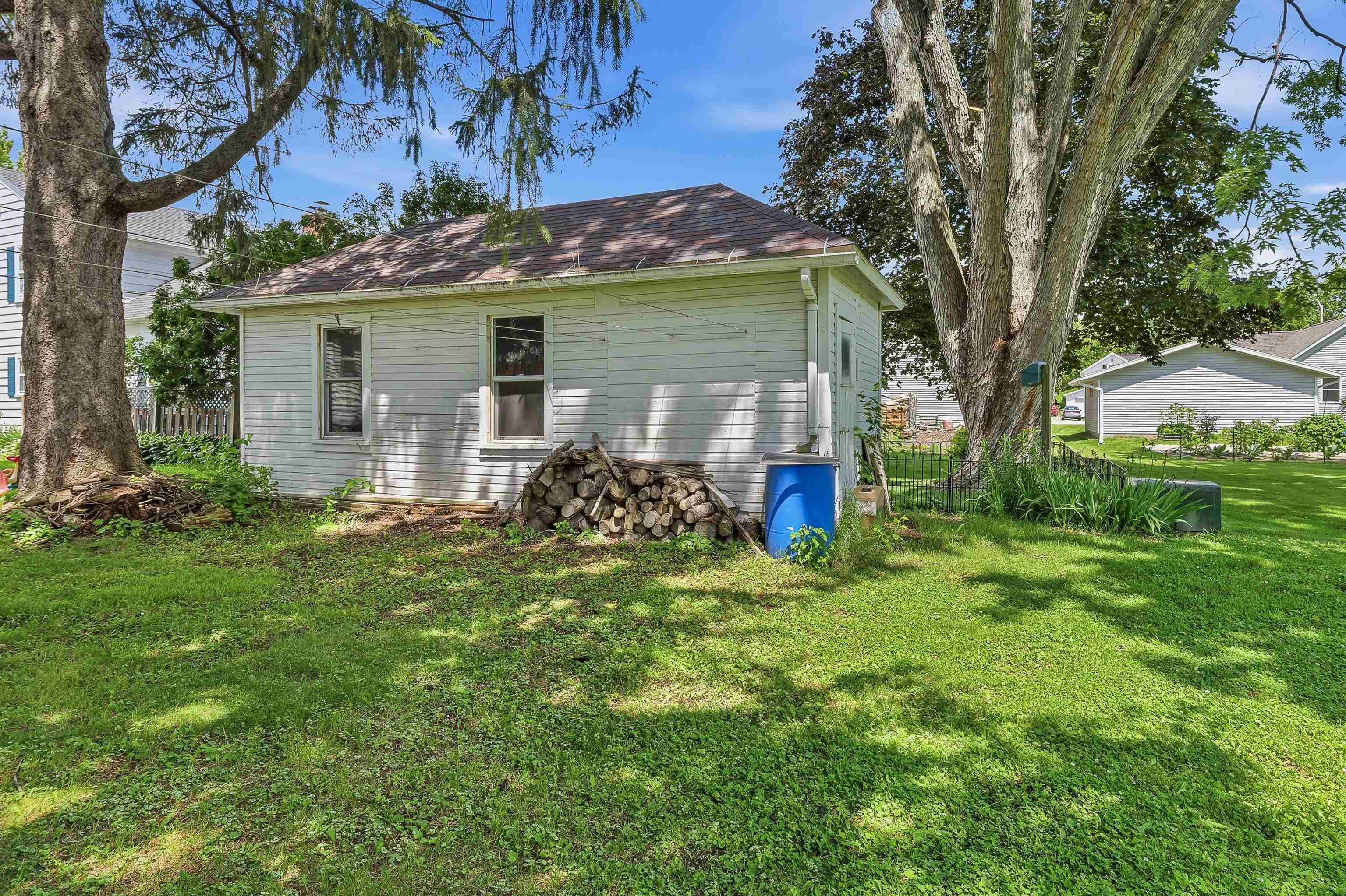134 South Mill Street Juneau, WI 53039 - Photo 2 of 26