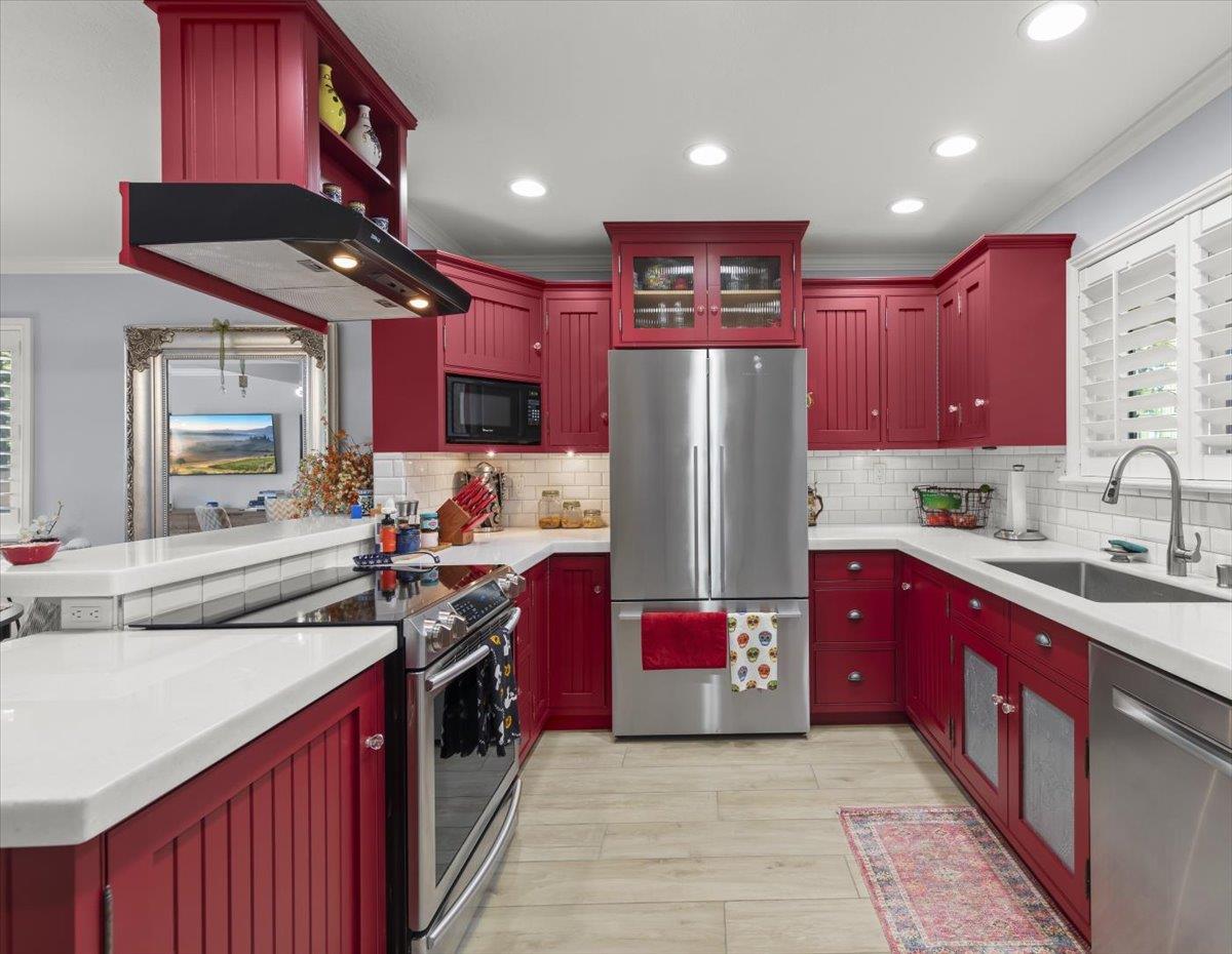 250 Forest Ridge Road, Unit 70 Monterey, CA 93940 - Photo 9 of 28 Gallery Image 9