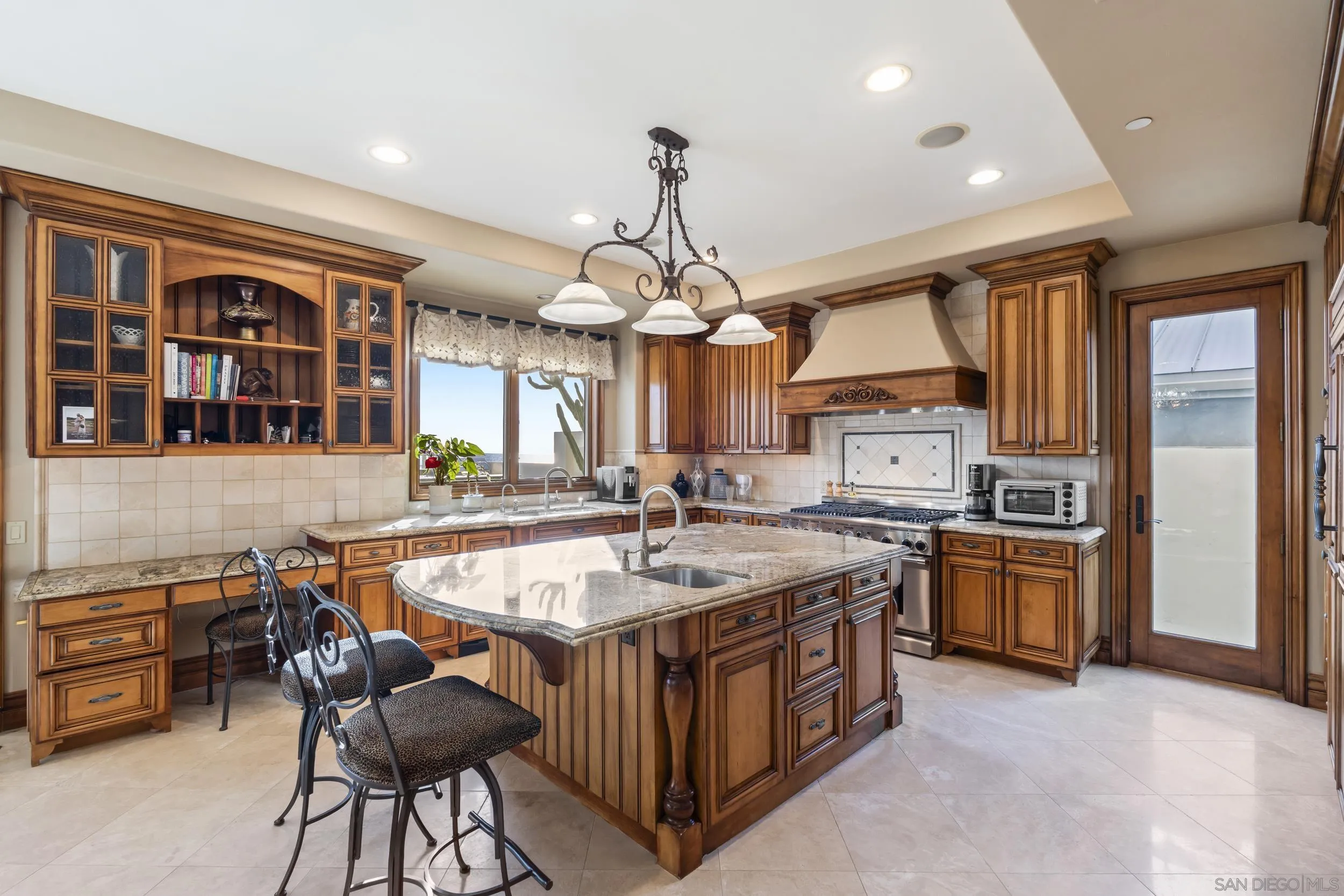 518 Neptune Avenue Encinitas, CA 92024 - Photo 12 of 58