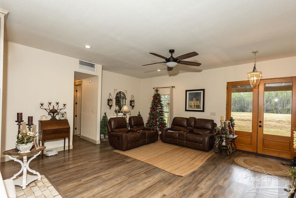 3325 Steele Meadow Drive Pace, FL 32571 - Photo 20 of 68