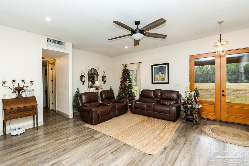 3325 Steele Meadow Drive Pace, FL 32571 - Photo 23 of 68