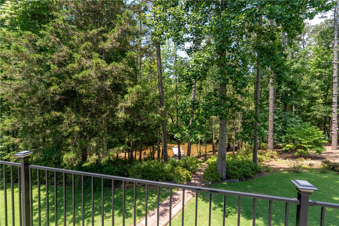 113 Cane Creek Harbor Road Seneca, SC 29672 - Photo 11 of 46