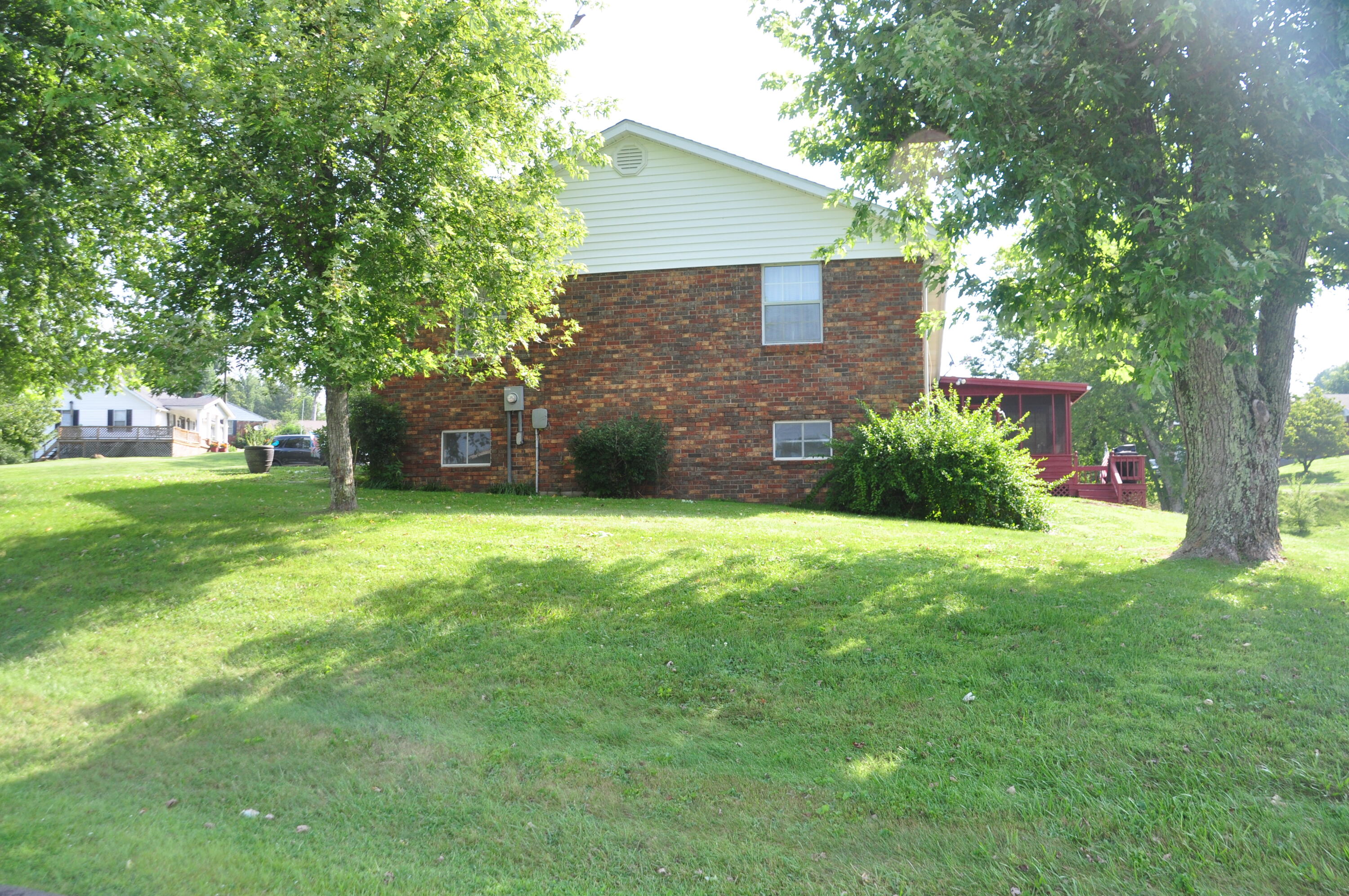 1213 Liberty Road West Liberty, KY 41472 - Photo 102 of 119 DSC_0144